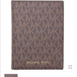 Michael Kors Beford Travel Passport Wallet